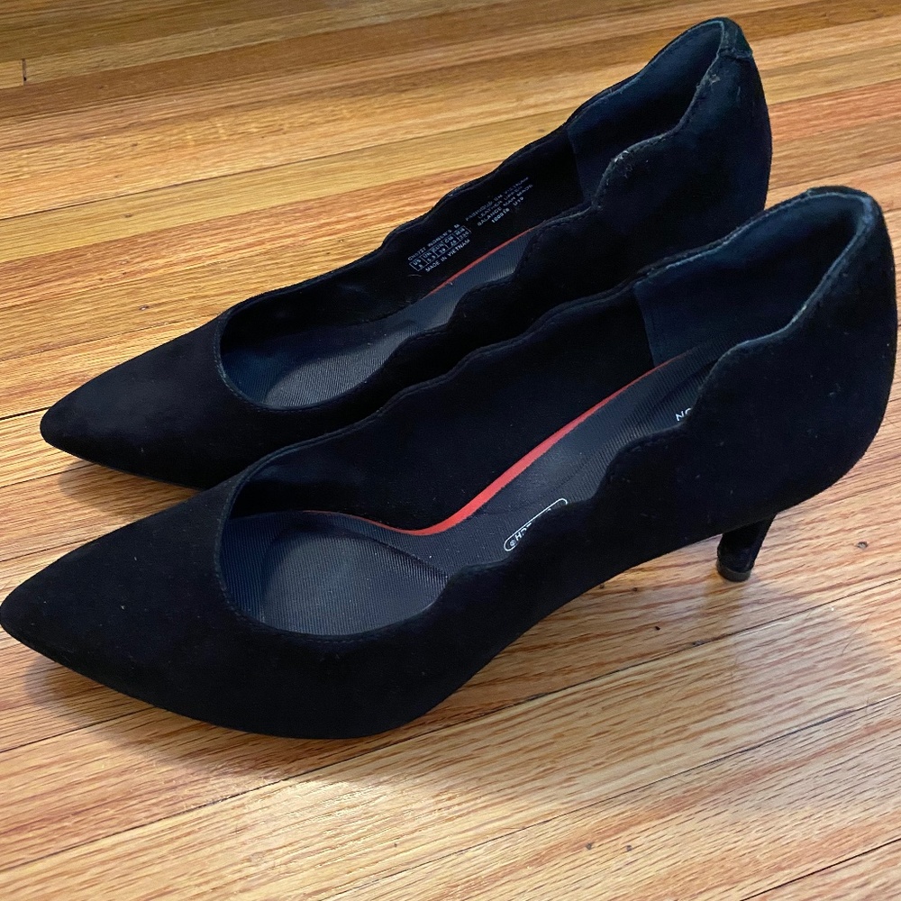 Black Scalloped Rockport Totalmotion Heels